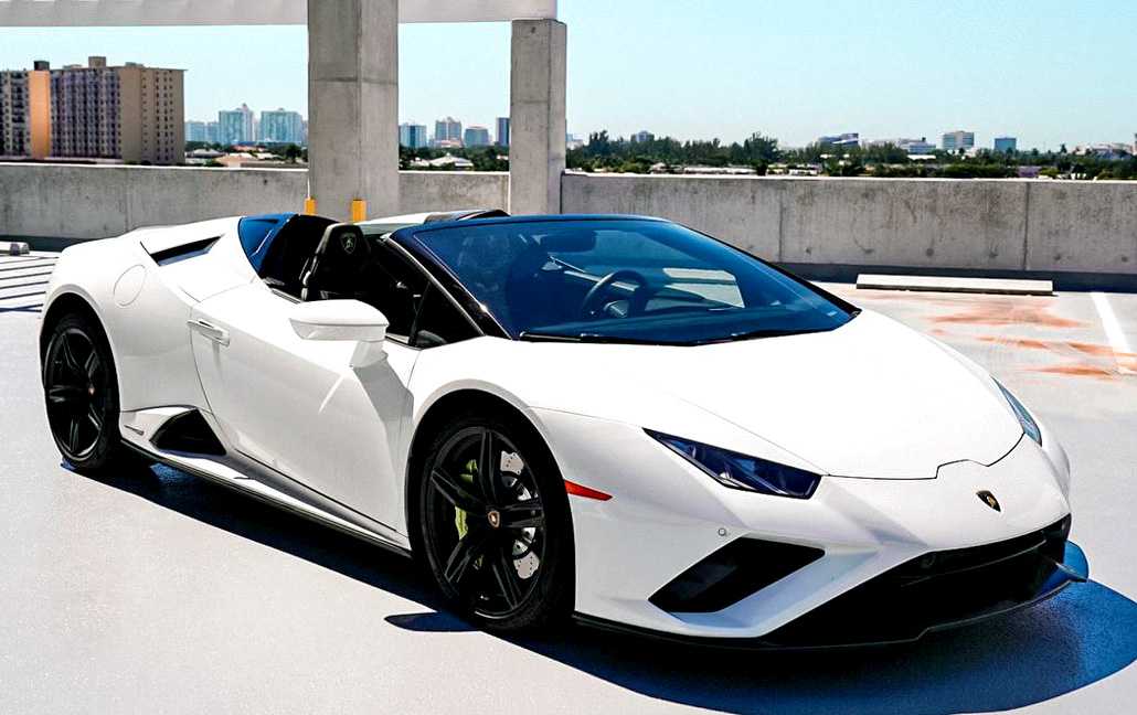 Lamborghini Huracan EVO White