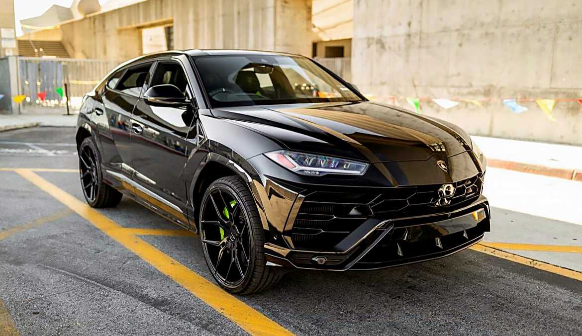 Lamborghini URUS 2019 Black