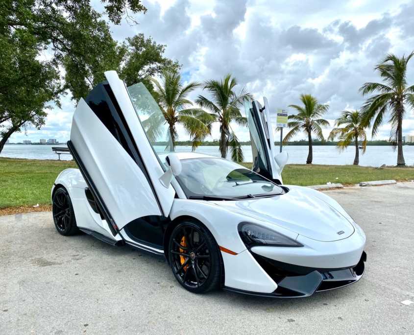 McLaren 570S